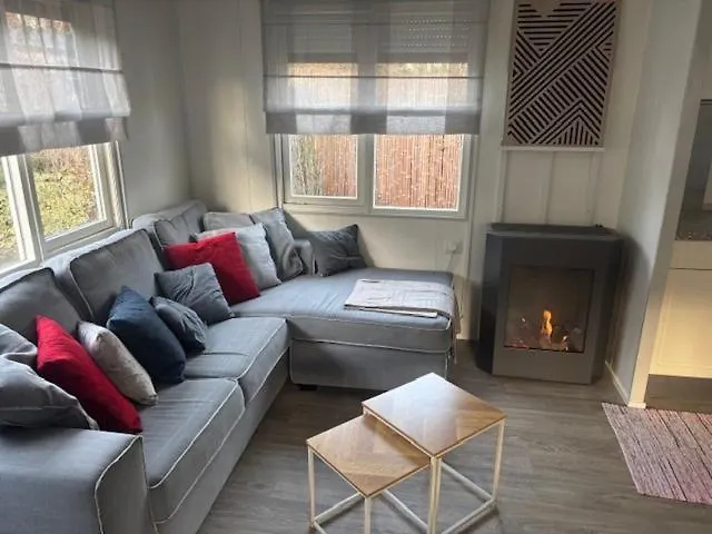 Domek alpejski In Natuurlijke Omgeving Heel