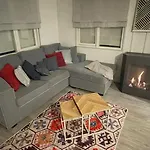 In Natuurlijke Omgeving Шале Heel